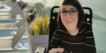 Elisa Silva, mujer con discapacidad que anima a derribar barreras, eliminar prejuicios y a vivir una vida plena