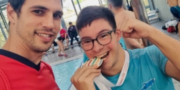 Guillermo Gracia, nadador con síndrome de Down, en el Campeonato de España FEDDI