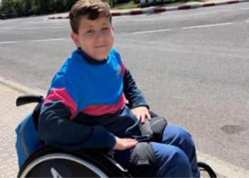 Harón, un niño con espina bífida, sobre la discapacidad