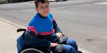 Harón, un niño con espina bífida, sobre la discapacidad