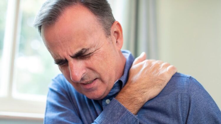 Incapacidad permanente por prótesis de hombro