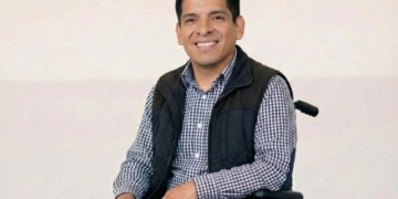 Manuel Marquina, licenciado en idiomas con una parálisis cerebral