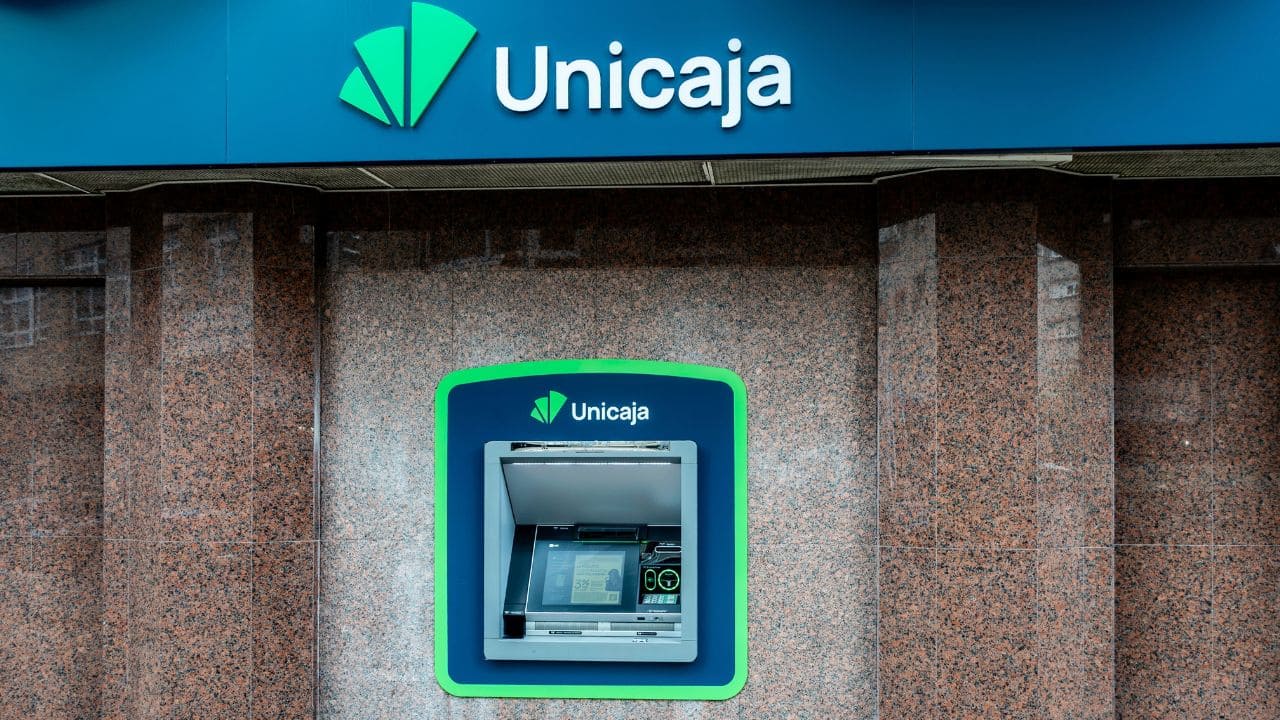 Incentivo de Unicaja Banco por domiciliar la nómina o pensión en 2026