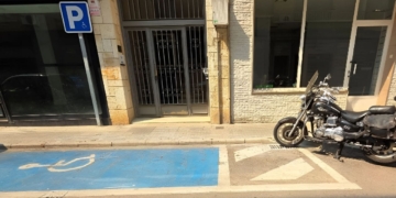 FAMMA exige medias urgentes ante la ocupación indebida de accesos PMR