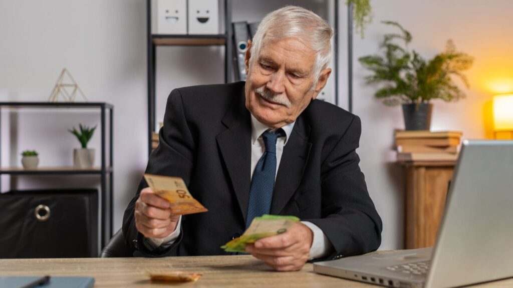 UPTA reclama una revalorización adicional del Gobierno a las pensiones de jubilación de autónomos en España