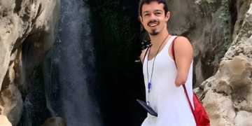 Kevin Santos, joven con discapacidad