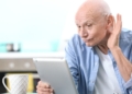 La accesibilidad digital, un reto pendiente para la inclusión de personas mayores con sordera