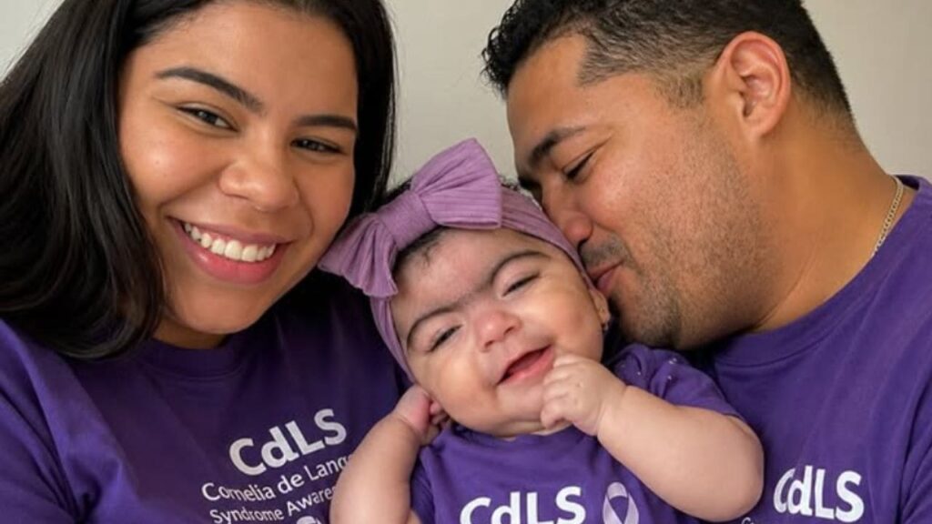 Karly, madre de una pequeña con enfermedad rara