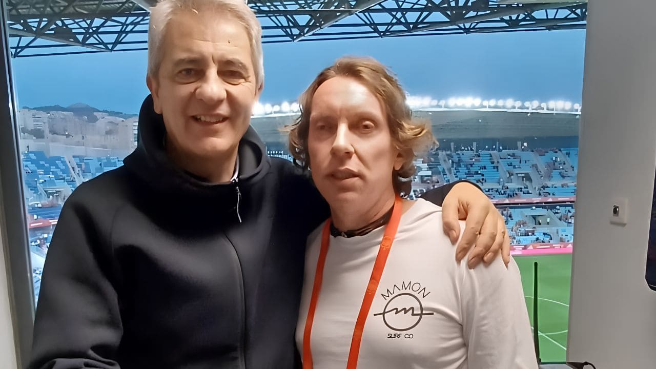 Una persona ciega lanza un reto a la radio deportiva para retransmitir 'El Clásico': "Que todo dependa de la narración"