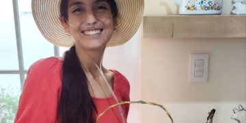 Melissa Ramírez, joven con enfermedad crónica que enseña recetas para personas con digestión sensible