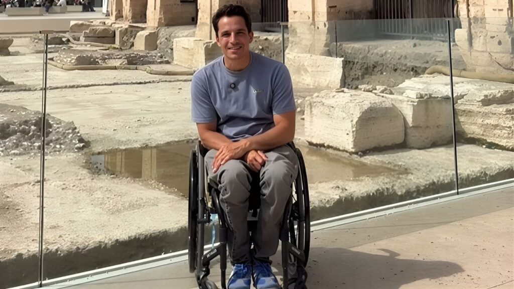 Pablo Tovar recorre Roma con una lesión medular