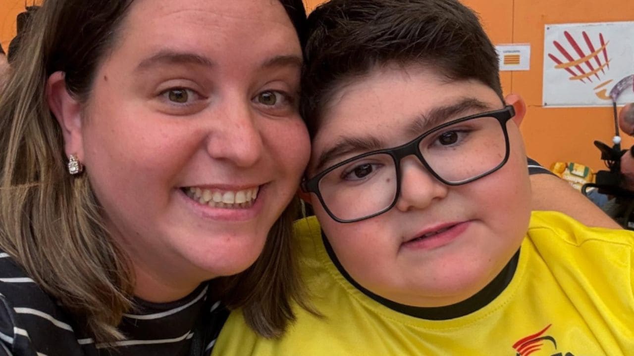 Sonia Martín ironiza sobre las presuntas 'ventajas' de ser madre de un niño con discapacidad en España