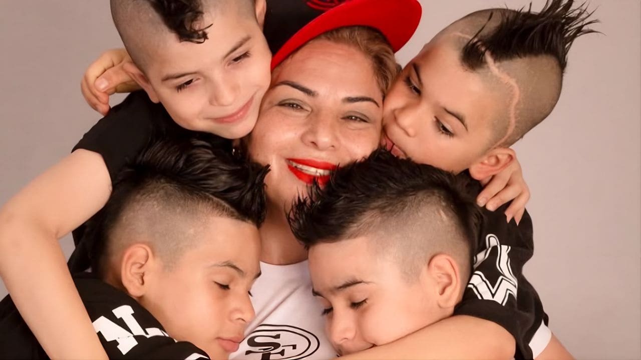 Una mujer adopta a cuatro hijos con discapacidad en Argentina