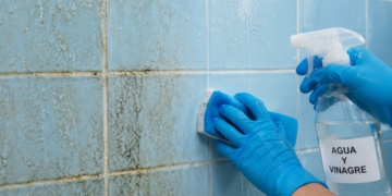 7 trucos para limpiar el baño con vinagre