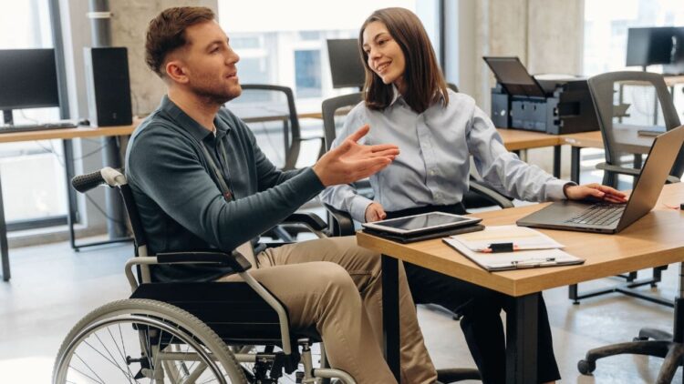 Accesibilidad en oficinas, páginas webs o apps