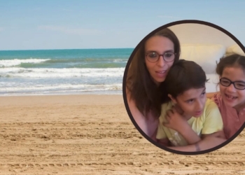 La madre de dos niños con discapacidad denuncia la falta de accesibilidad en las playas