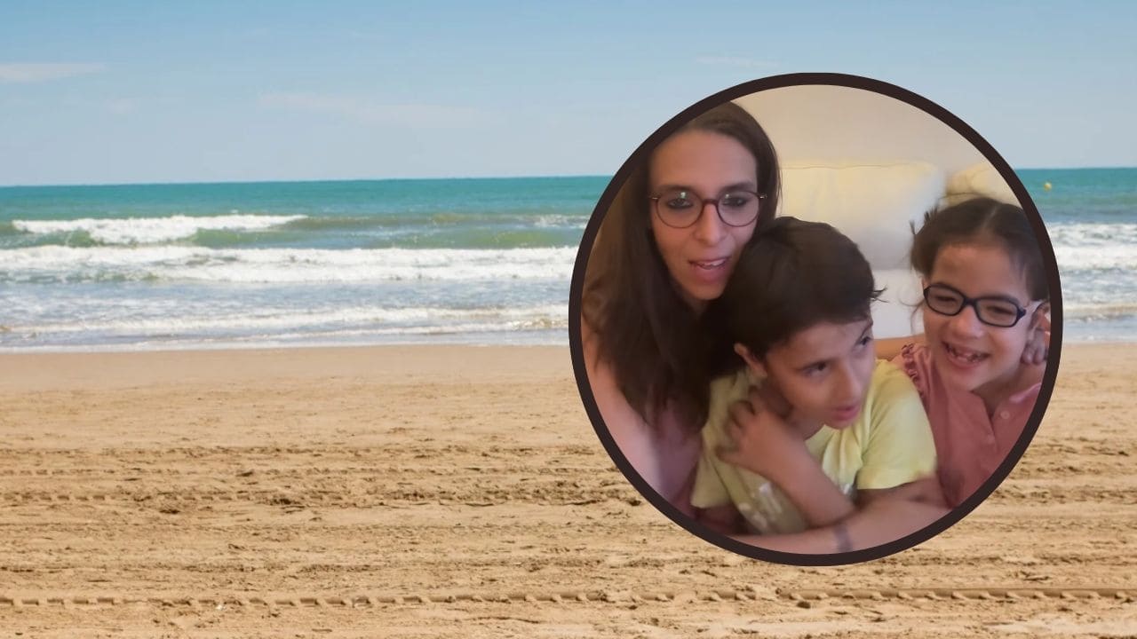 La madre de dos niños con discapacidad denuncia la falta de accesibilidad en las playas