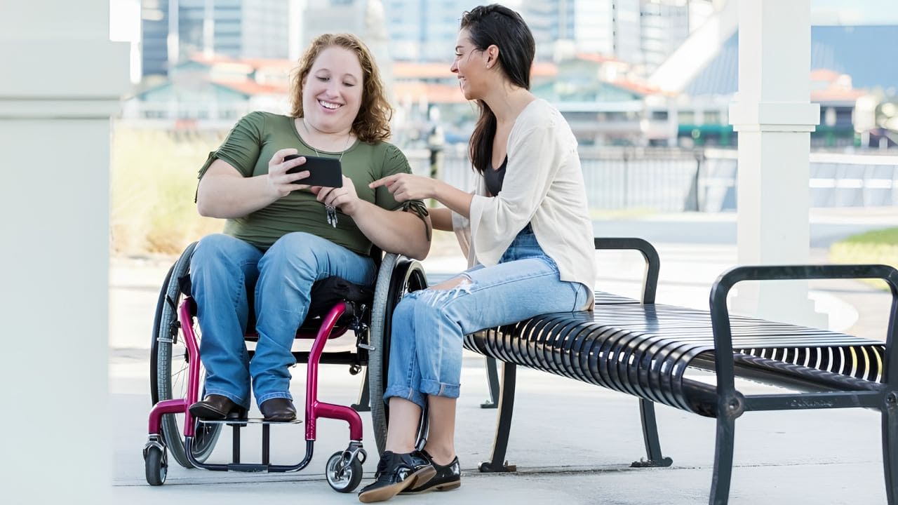 FAMMA exige regular la figura del asistente personal de personas con discapacidad