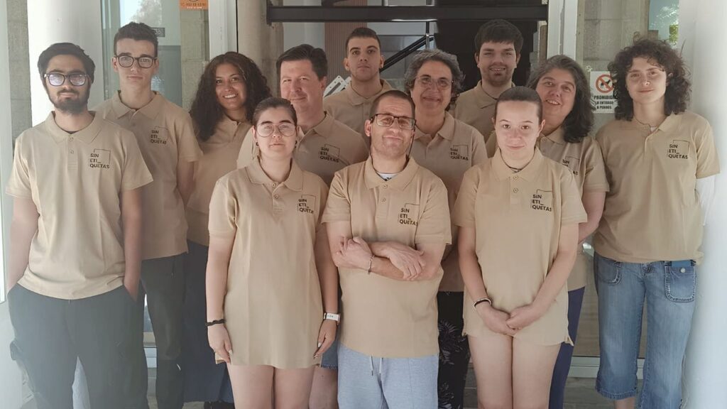 Cafetería Sin Etiquetas, con trabajadores con discapacidad