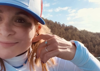 Carolina Navalón, primera española con discapacidad que compite en paddle surf