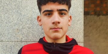 Dani, deportista de 15 años con autismo, participará en el Campeonato de España de Triatlón