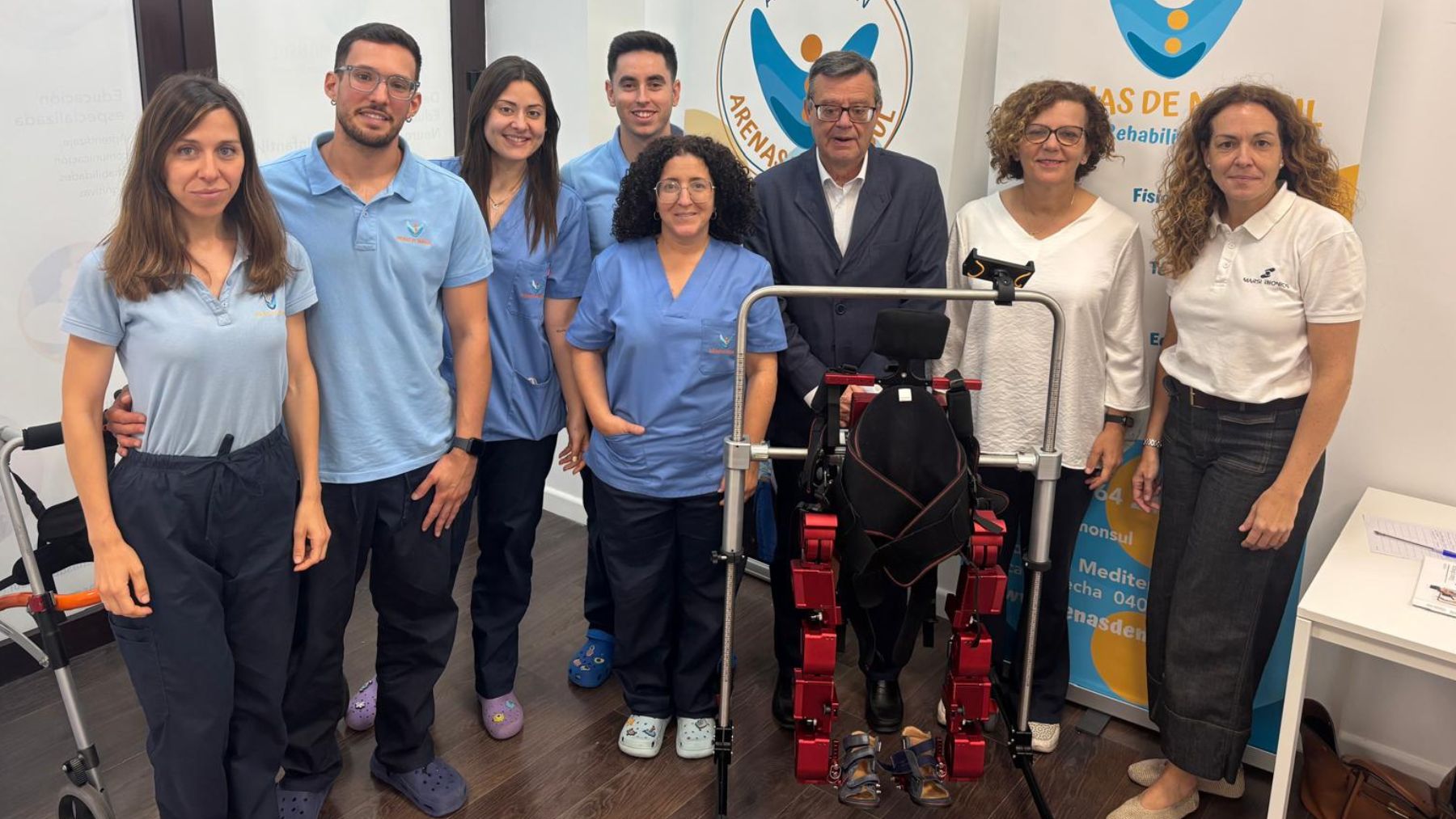 Fundación ONCE cede al Centro Arenas de Mónsul de Almería un exoesqueleto infantil pionero para niños con enfermedades neuromusculares