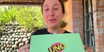 'UNO' adaptado y accesible para niños con discapacidad visual