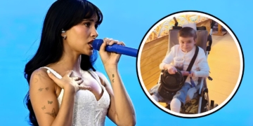 Leo, paciente de Piel de Mariposa, disfruta del concierto de Aitana en Sevilla