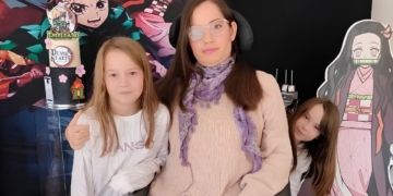 Loreto Alarcón junto a sus dos hijas derrame cerebral