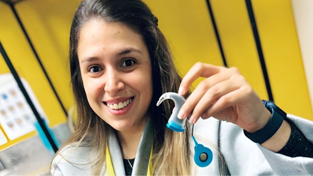 María Gracia, psicóloga con discapacidad auditiva, lanza un mensaje hacia la inclusión: «La sordera cambia algunas cosas, pero no quien eres»