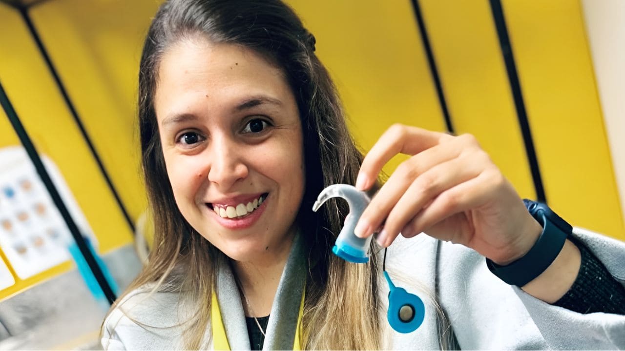 María Gracia, psicóloga con discapacidad auditiva, lanza un mensaje hacia la inclusión