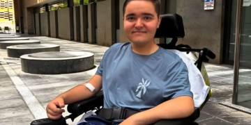 Adrián Shwengber, con Distrofia Muscular de Duchenne, normaliza la discapacidad