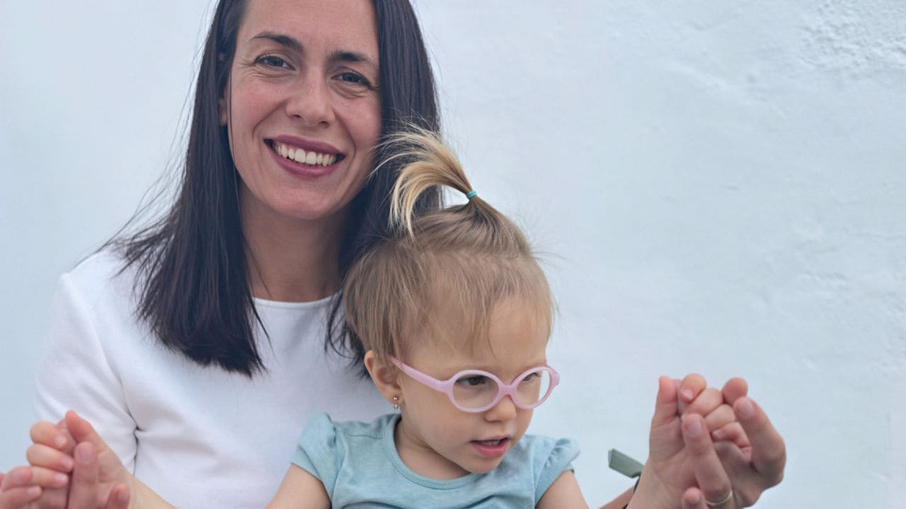 Sonia, madre de una niña con enfermedad rara, y el temor de la palabra 'degenerativa'