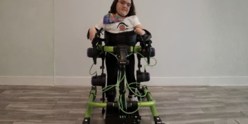 'Trexo', un exoesqueleto infantil que ayuda a niños con discapacidad a dar sus primeros pasos