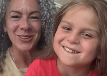 Así es la vida de Víctor, de 8 años y con 14 enfermedades diferentes