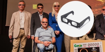 El Gobierno de España y la ONCE regalan 2 millones de gafas para ver el eclipse el 12 de agosto
