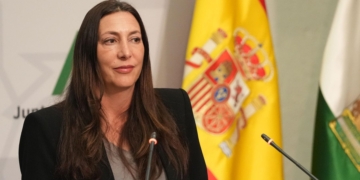 La ley de dependencia en Andalucía roza los 356.000 beneficiarios y reduce la espera a 435 días, la cifra más baja en 15 años