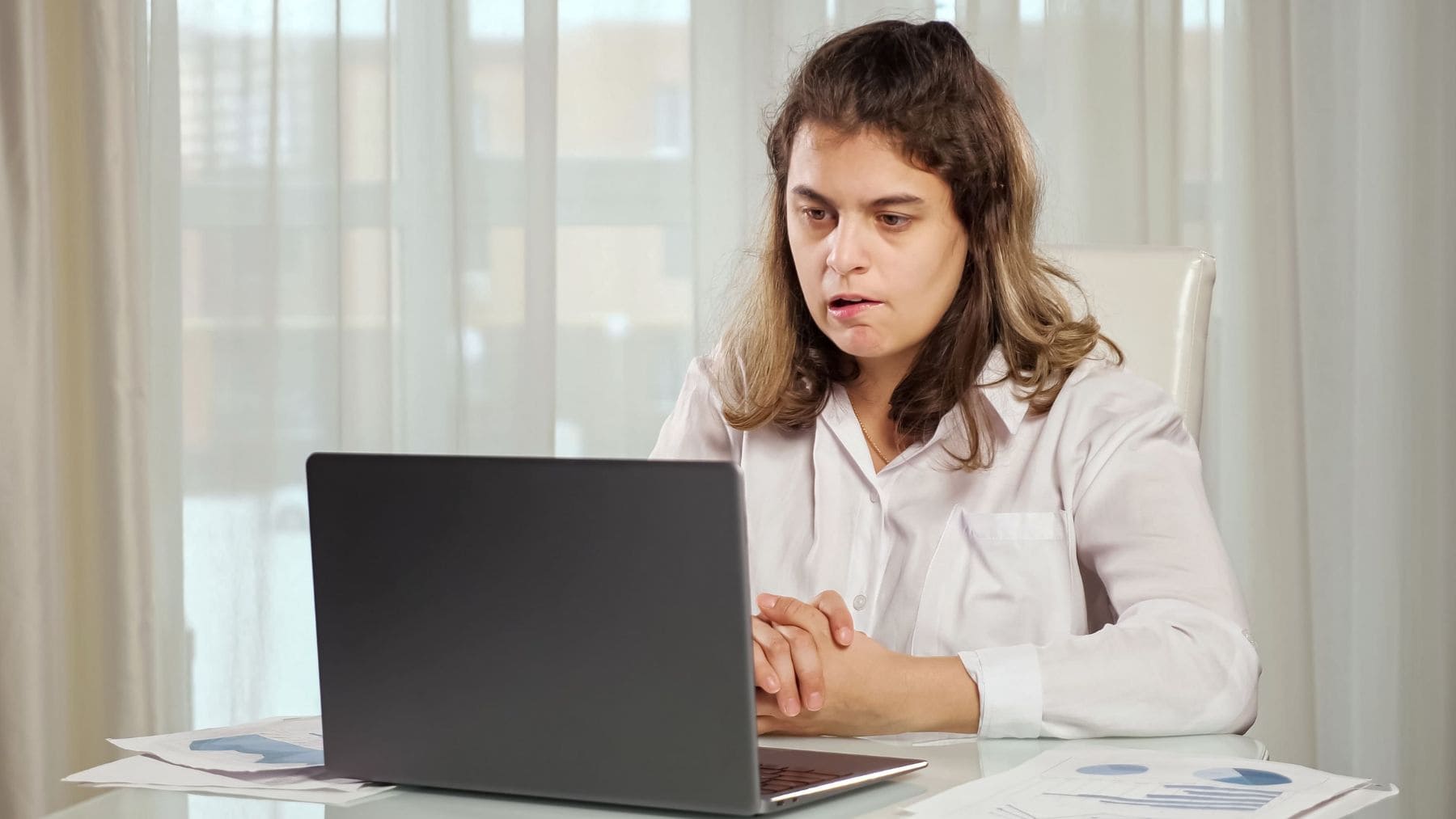 Trabajadora con autismo
