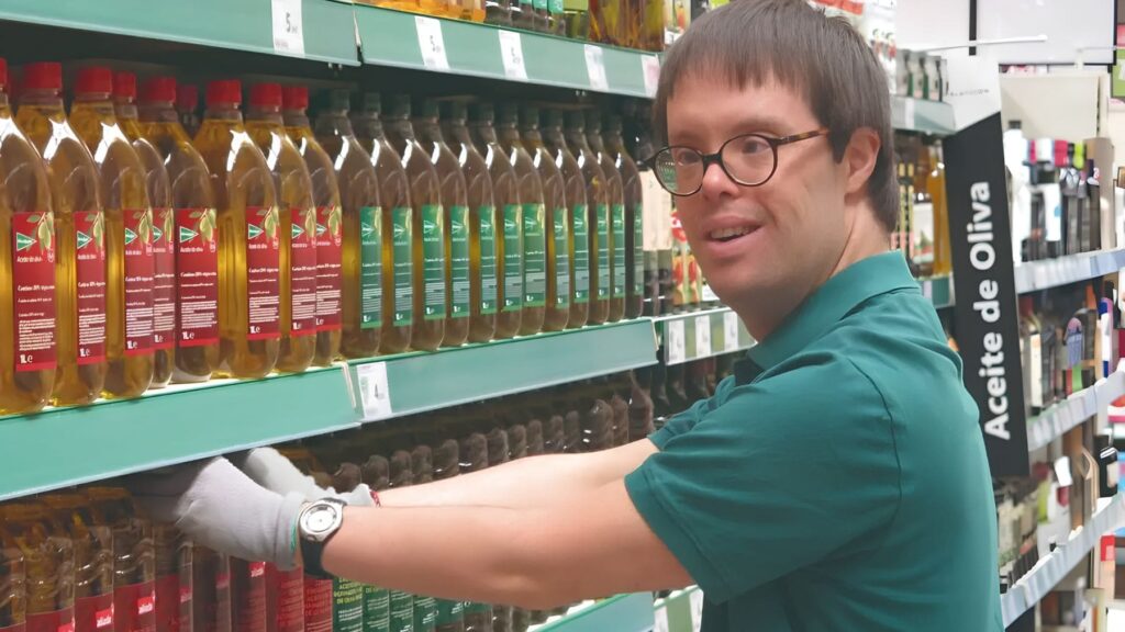 Beñat Huarte, trabajador de El Corte Inglés con síndrome de Down