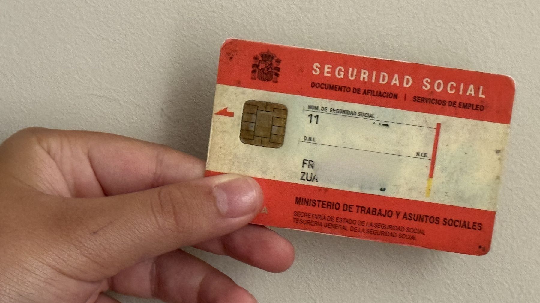 Soy pensionista y tengo la tarjeta roja de la Seguridad Social