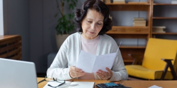 El subsidio que puedes cobrar a partir de los 52 años y que ayuda a cotizar para la jubilación en España