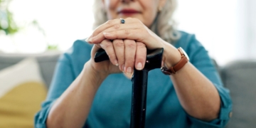 Una mujer con discapacidad logra jubilarse a los 61 años con 2.137 euros al mes tras contar su discapacidad desde la infancia