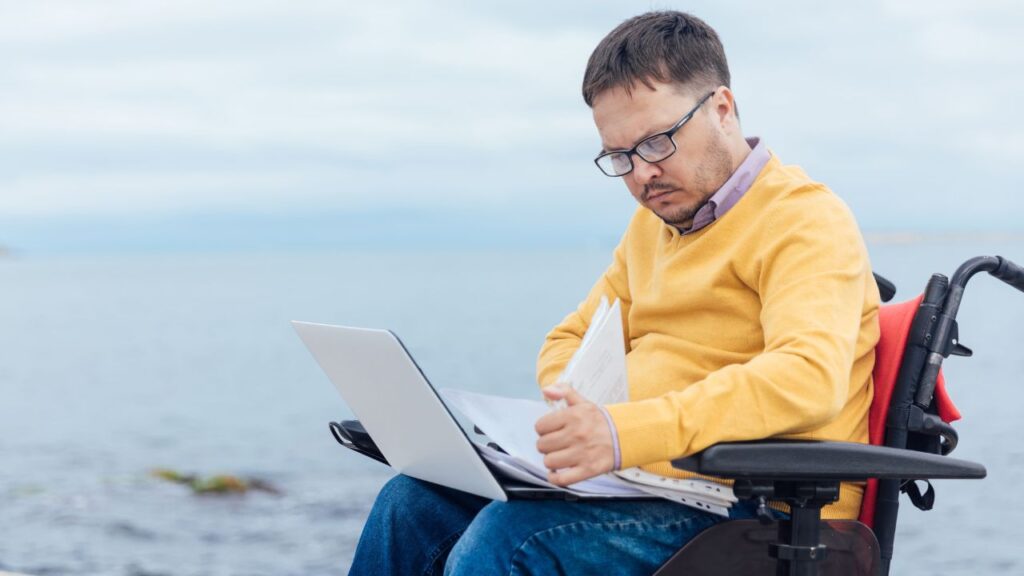 La incapacidad permanente se puede compatibilizar con el Ingreso Mínimo Vital: «Depende de estos requisitos»