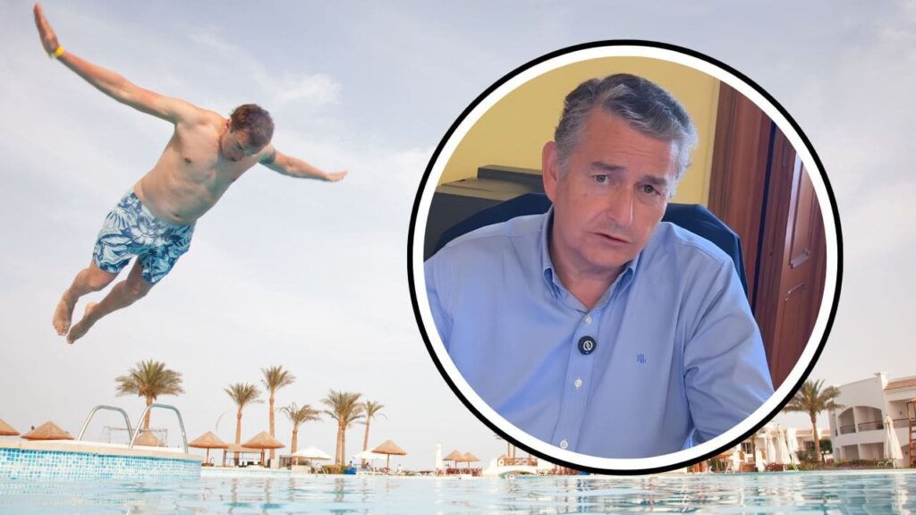 El vicepresidente de la Junta de Andalucía lanza un mensaje sobre las zambullidas: «El salto más valiente es el que no decidas dar»
