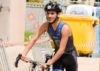 Dani, triatleta autista de 15 años