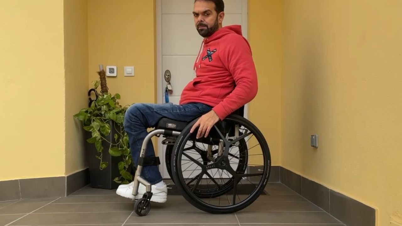 Francisco, con movilidad reducida y experto en accesibilidad