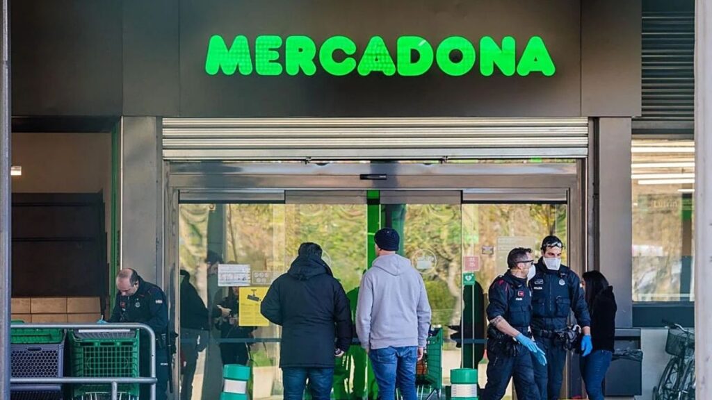 Mercadona cambia el horario de todos sus supermercados este lunes 31 de agosto