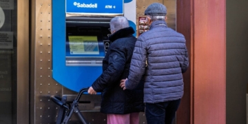 La ley obliga a que la pensión esté en tu cuenta como muy tarde el cuarto día natural del mes