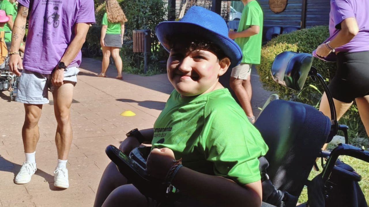 Pablo, niño con discapacidad en el Campamento Inclusivo de ASPAYM
