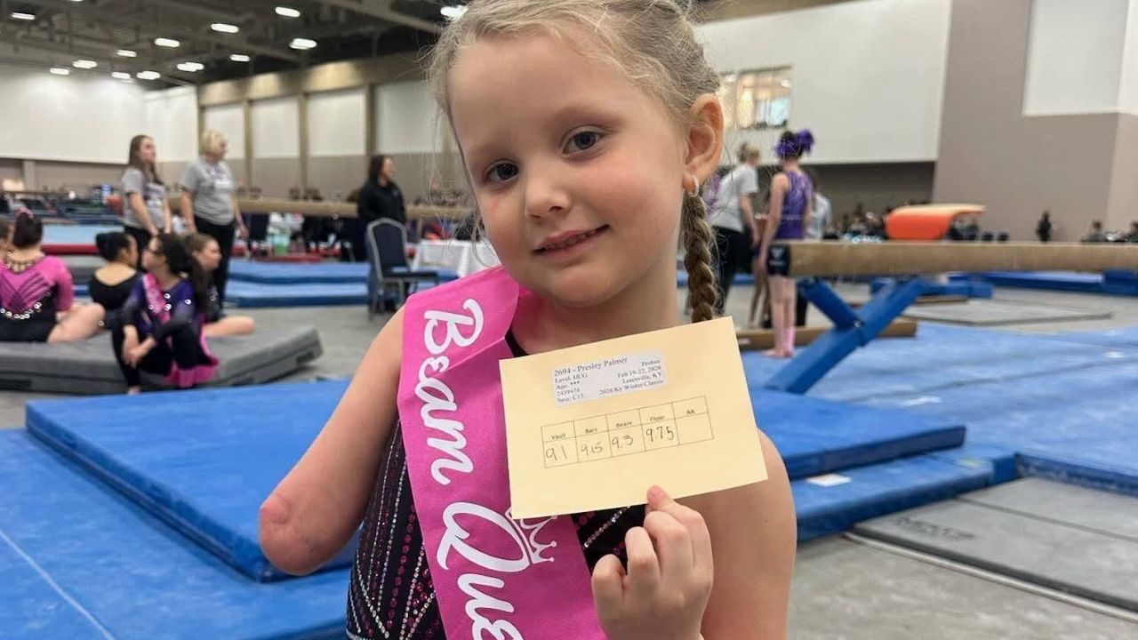 Presley June, niña con triple amputación que inspira en el mundo de la gimnasia